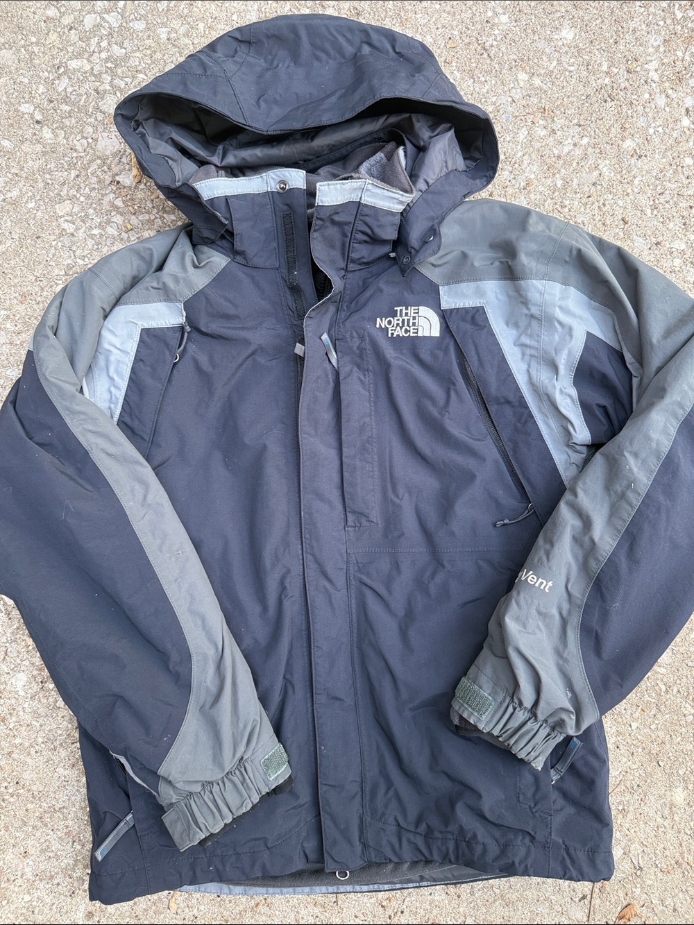 The North Face Men’s Gray Hooded Snow Winter Jacket - Small